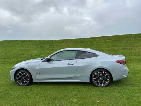 BMW M440i xDrive Coupe