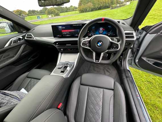 BMW M440i xDrive Coupe