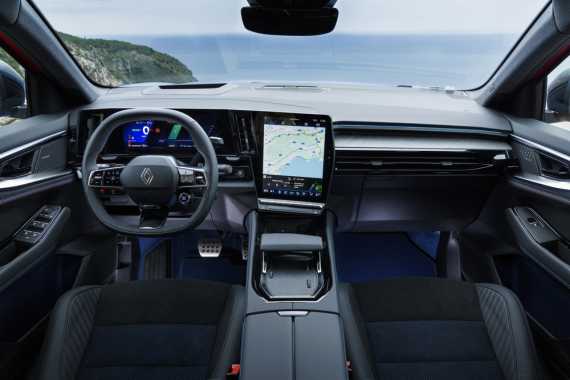 Renault Rafale E-Tech 4WD 300hp Plug-in Hybrid