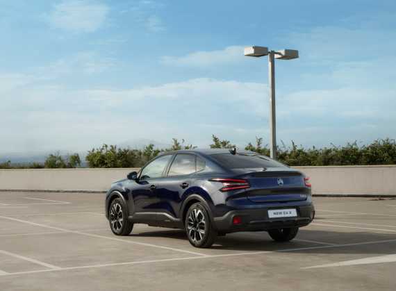 Citroen C4 X MAX Hybrid