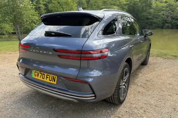 Genesis Electrified GV70 Luxury