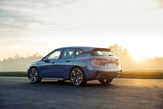 BMW iX xDrive60 M Sport