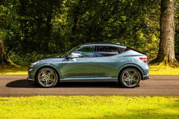 Genesis GV60