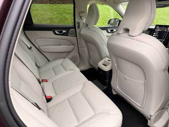 Volvo XC60 T8 Plug-in Hybrid AWD Ultra