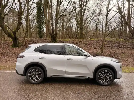 Geely Starray EM-i