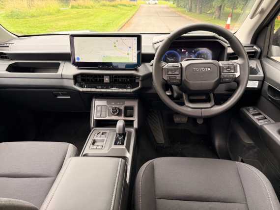 Toyota Hilux BEV