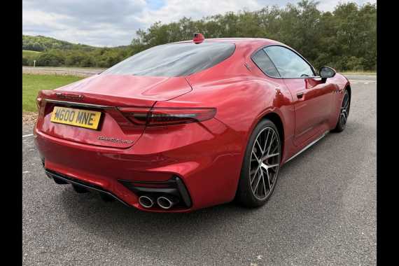 Maserati GranTurismo Trofeo
