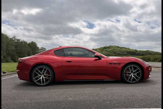 Maserati GranTurismo Trofeo