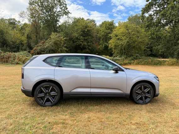 Volvo EX60