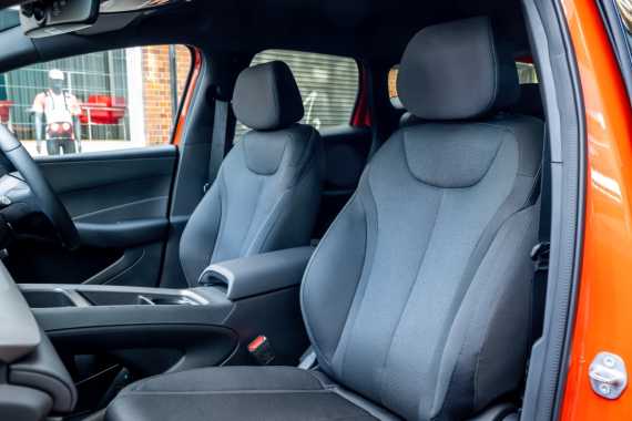 BYD Dolphin G DM-i
