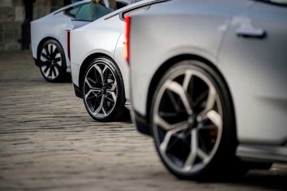 Polestar 5