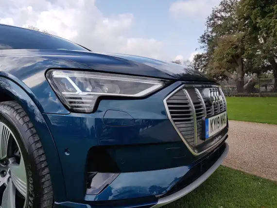 Audi e-tron