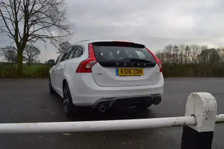 Volvo V60 Estate 2017 Review