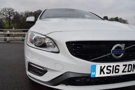 Volvo V60 Estate 2017 Review