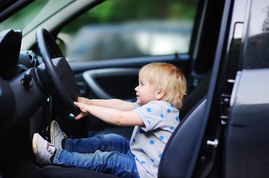 5 Insurance Hacks for Young Drivers