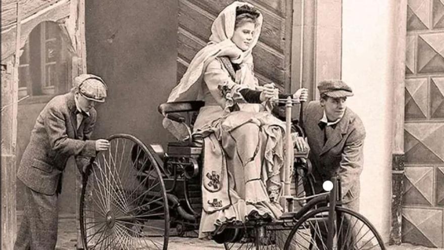 Bertha Benz (1849–1944):