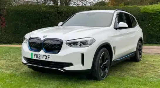 BMW iX3