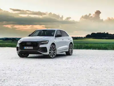 Audi Q8 TFSIe Vorsprung 55 TFSI e quattro tiptronic: £99,285