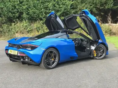 McLaren 720S 2017 Review