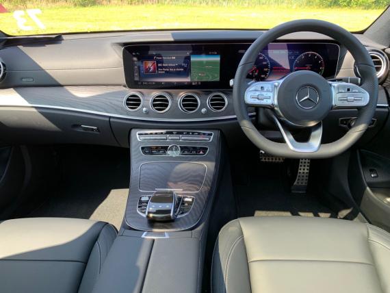 Mercedes-Benz E 300 de Saloon 2019 Review