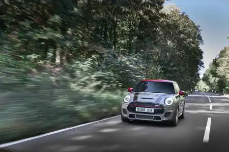 MINI Cooper John Cooper Works Hatchback 2019 Review