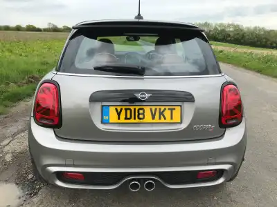 MINI Hatchback 3dr 2018 Review