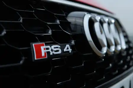 Audi RS 4 Avant Review