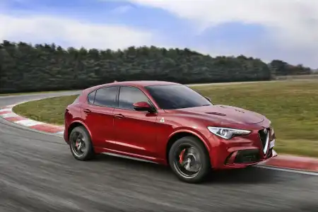 Alfa Romeo Stelvio Review