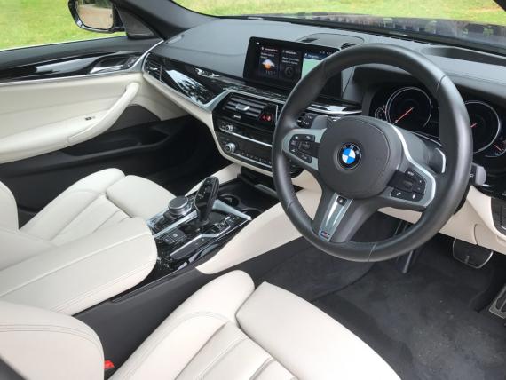 BMW 530d xDrive M Sport Touring Review