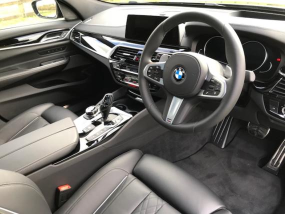BMW 6 Series GT 2017 Review