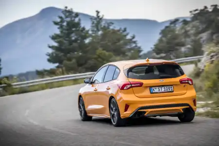 Ford Focus ST Review