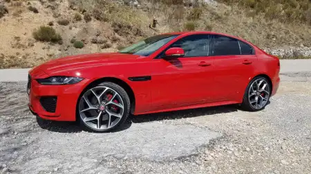 Jaguar XE (2015 - ) Review