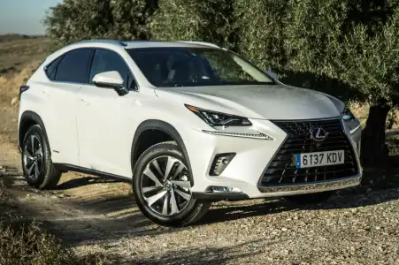 Lexus NX 2017 Review