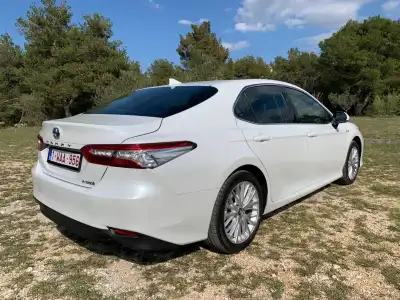 Toyota Camry Review