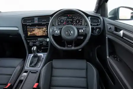 Volkswagen Golf R Review