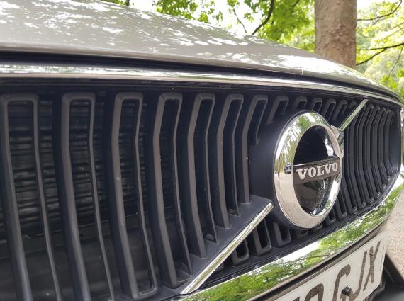 Volvo V60 2018 Review