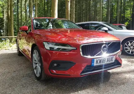 Volvo V60 2018 Review