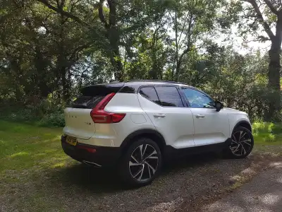 Volvo XC40 T5 R-Design 2019 Review