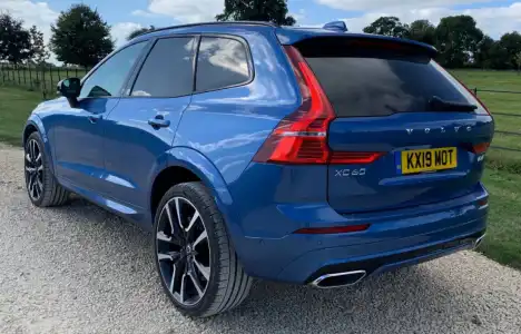 Volvo XC60 B4 2019 Review