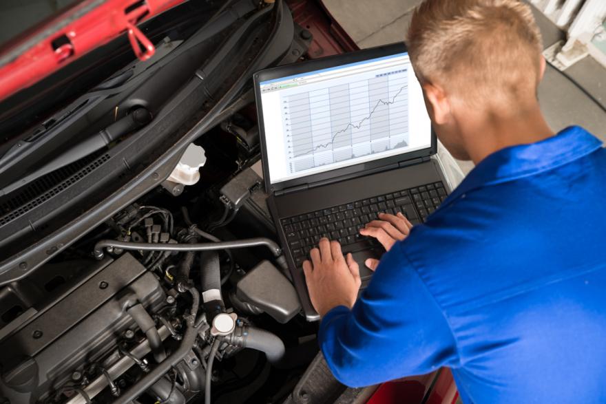 10 Tips to pass your MOT first time