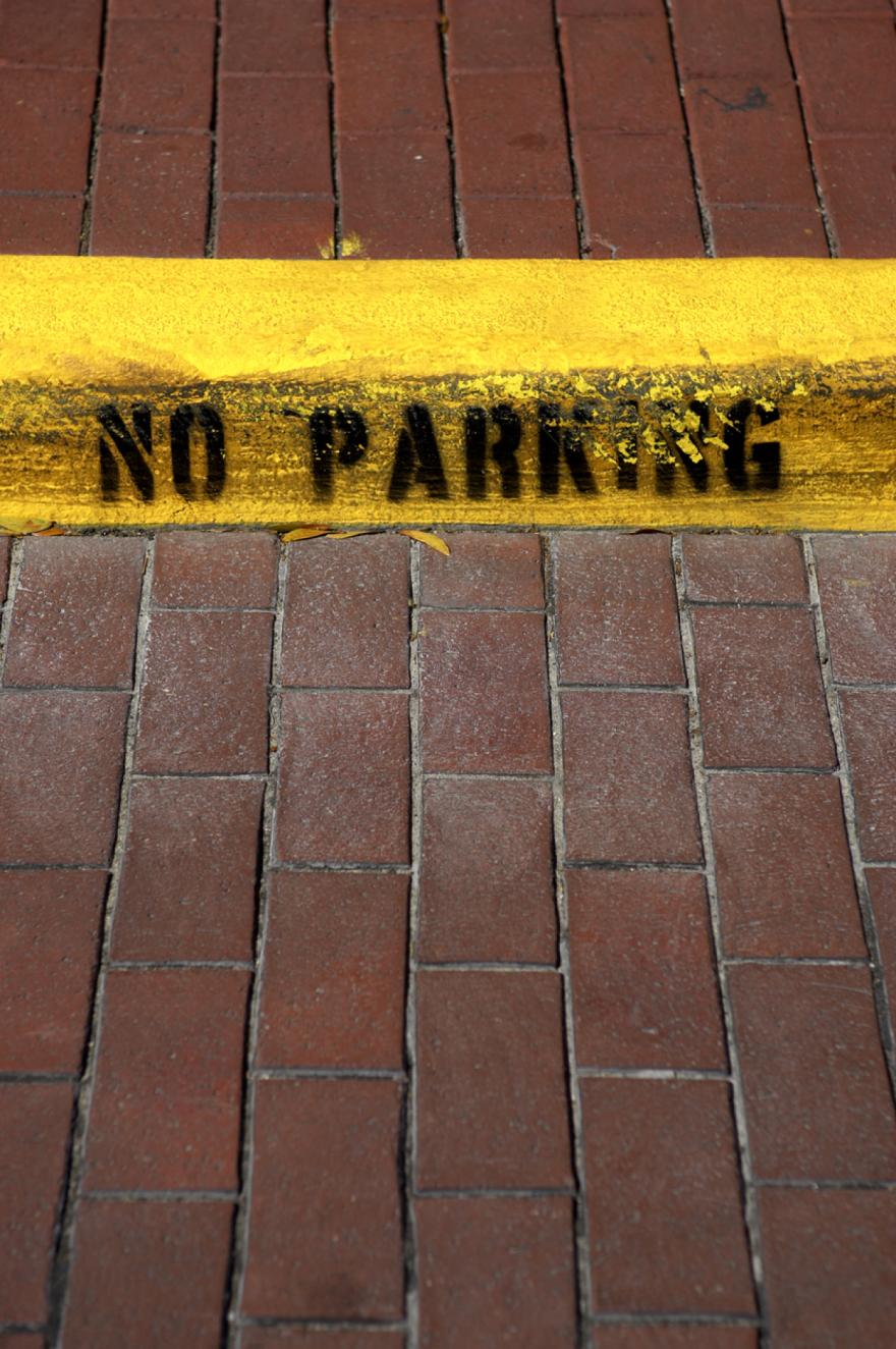 Should Pavement Parking Be Banned in the UK?