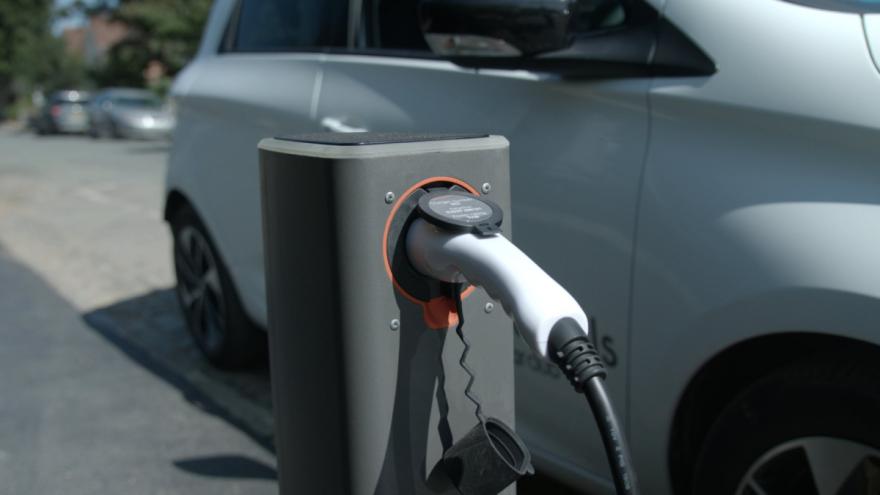 Oxford Trial Pop-Up Car Chargers