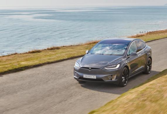Tesla Could Launch Contactless Test Drives in the UK Image