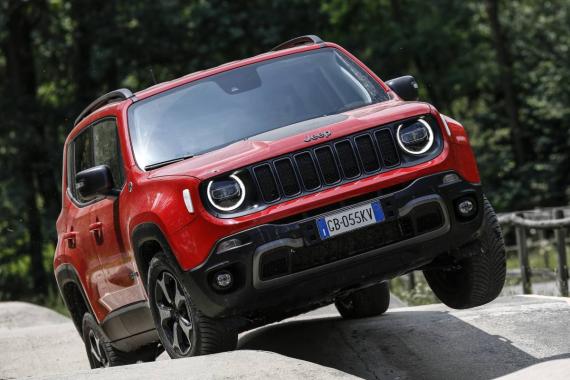 Jeep Renegade 4xe Plug-in Hybrid Revealed (2020 Launch) Image