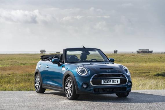 MINI Crowned Auto Express Convertible Of The Year 2020 Image