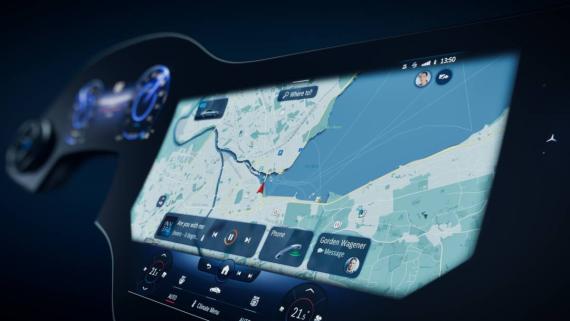 Mercedes-Benz: New Touchscreen As Wide As The Dashboard Image