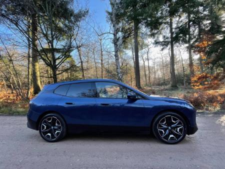 BMW iX XDrive40 M Sport (2021 - )