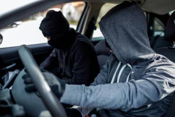 First alloys, then catalytic converters – now thieves are targeting airbags!