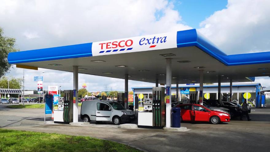 Motorist thought he could fill his car for £1 after petrol pump ‘error’ left red faced