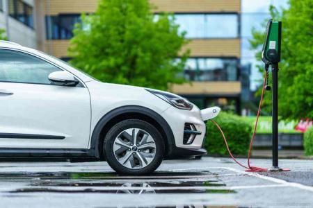 Top EV Cities - Leading the charge: London and Nottingham revealed as top EV cities